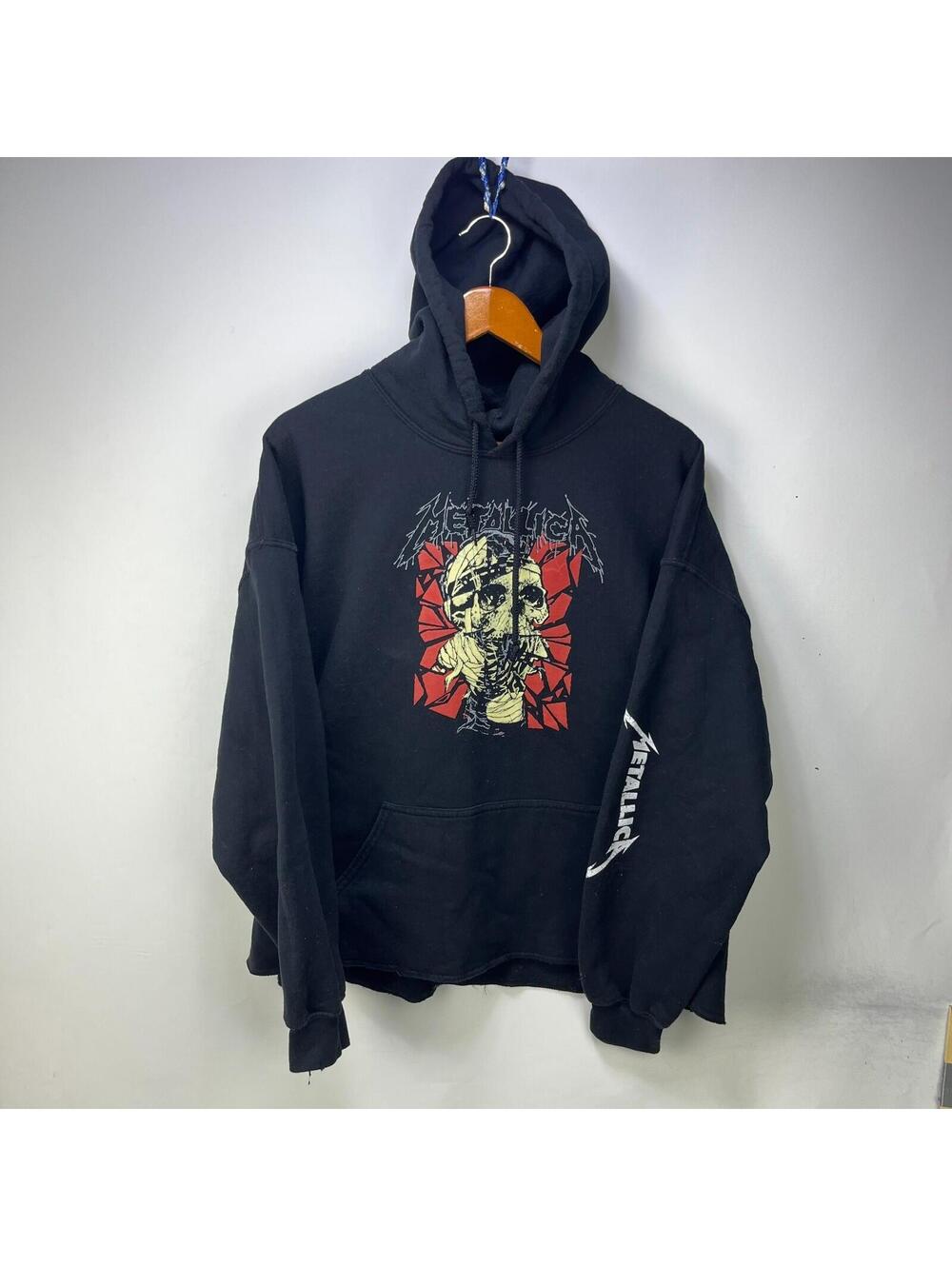 Vintage Metallica One Skull Red Shattered Glass Hoodie XL